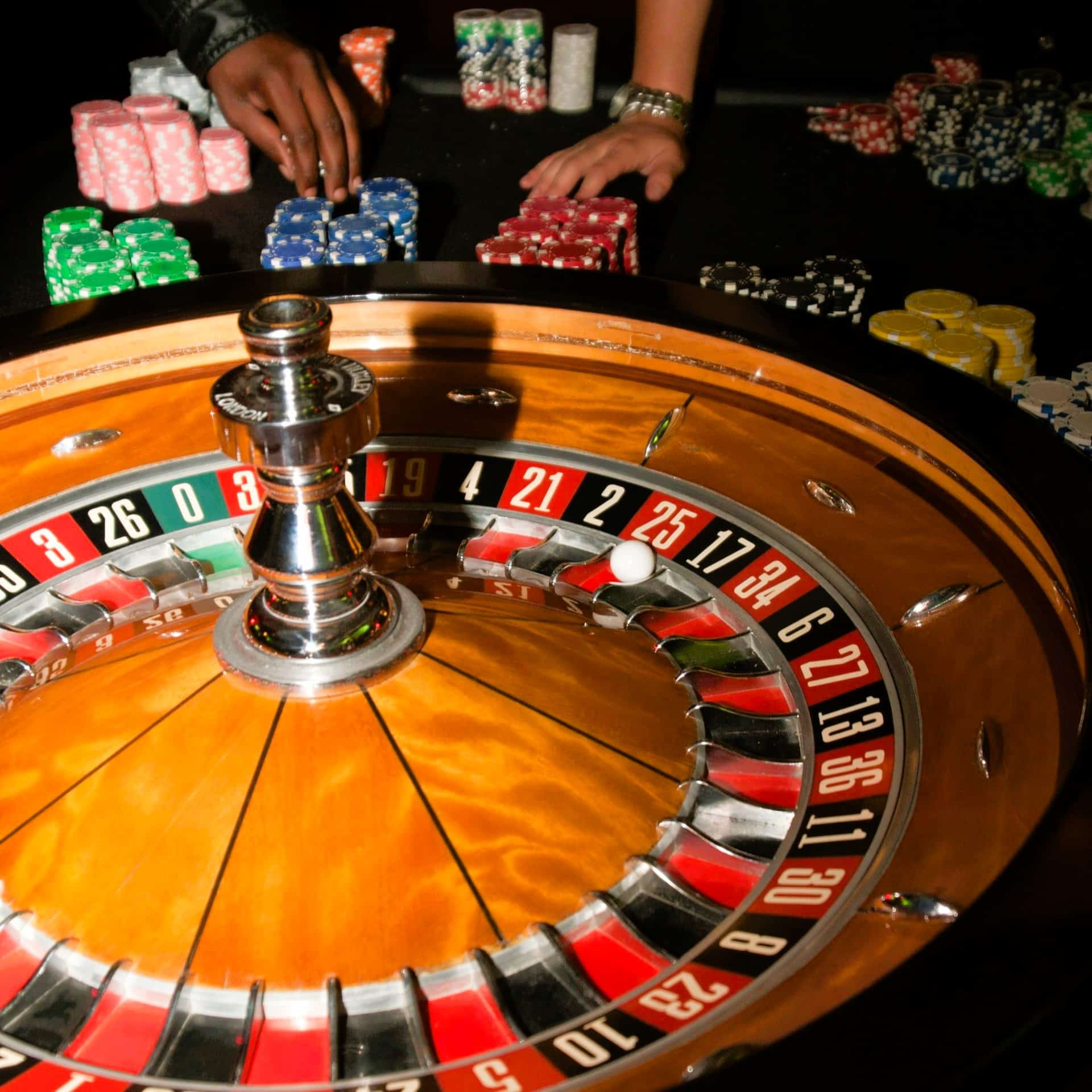 Merkittävät voitot ja oikean rahan palkinnot alkavat ainoan klikkauksella Shotz Casinolla Suomessa 2 ultimate Shotz Casino monthly bonus banner in Canada
